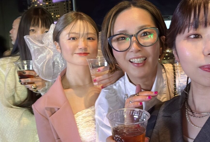 蜂須賀　夕子